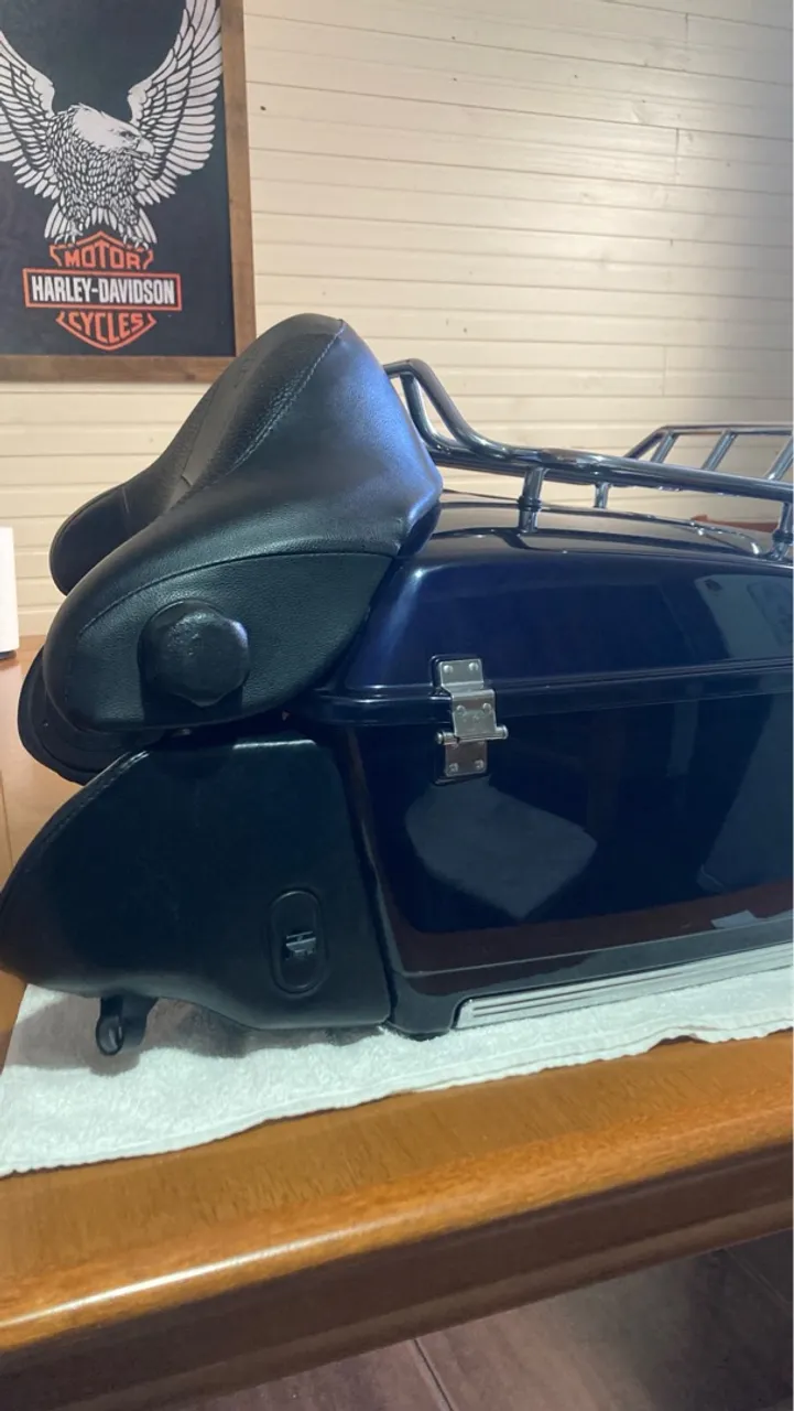 Tour pack - Harley Davidson