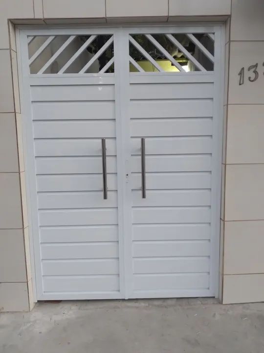 Portão de alumínio branca moderna - Foto 6