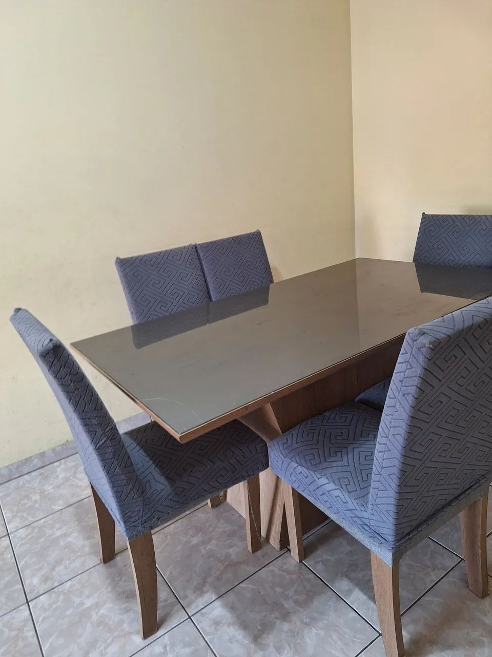 Dining table64299779238915121