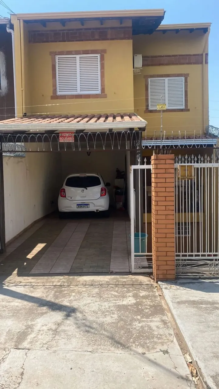 Sobrado geminado à venda com 3 quartos no Jardim Novo Sabará, Londrina, PR