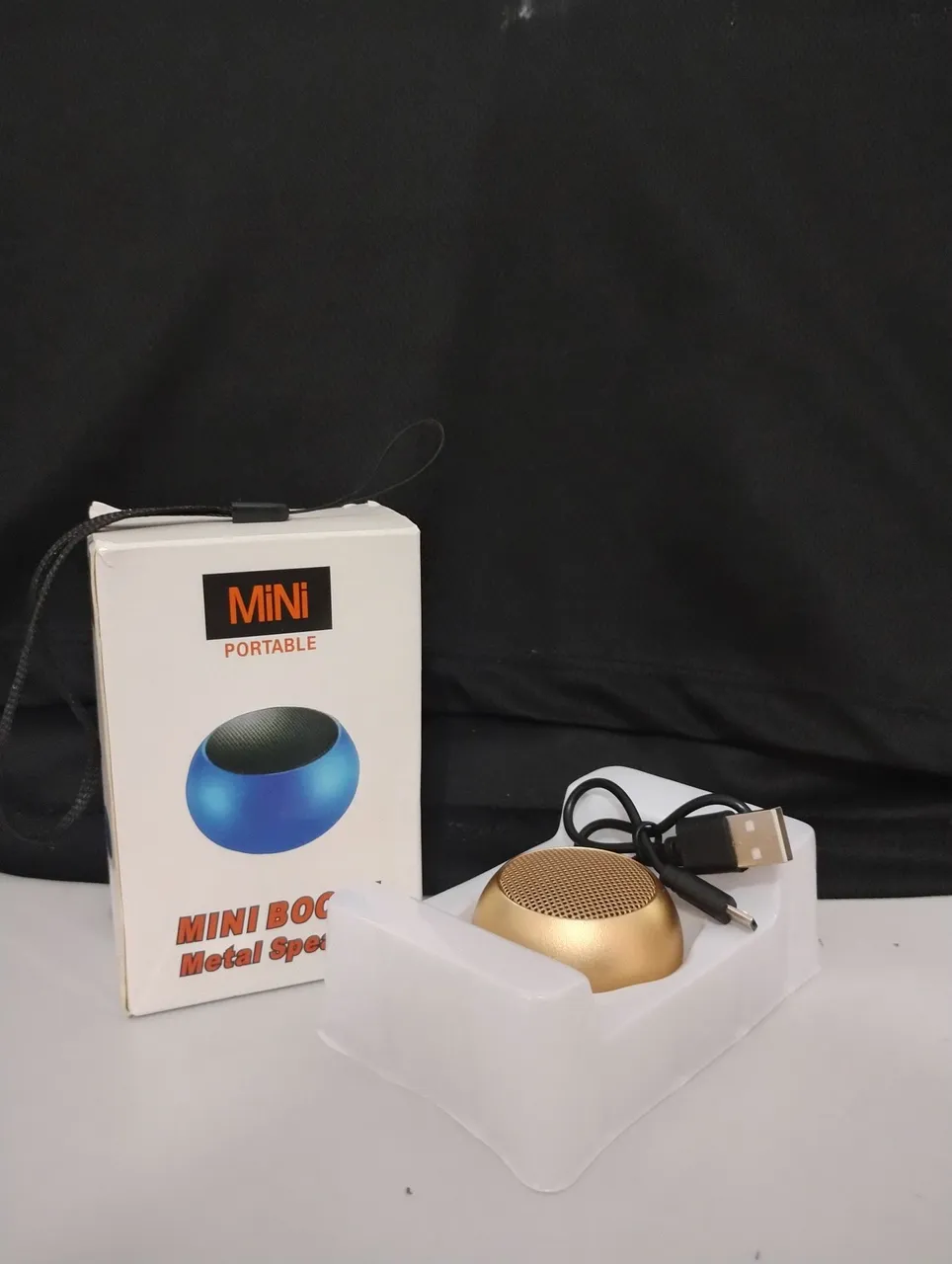Mini Caixa de Som Portátil - Metal Speaker