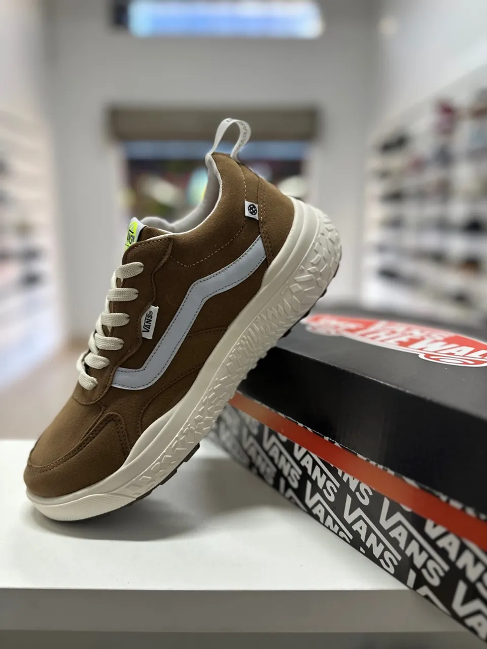 Tênis Vans Ultrarange EXO SE Marrom - Novo!
