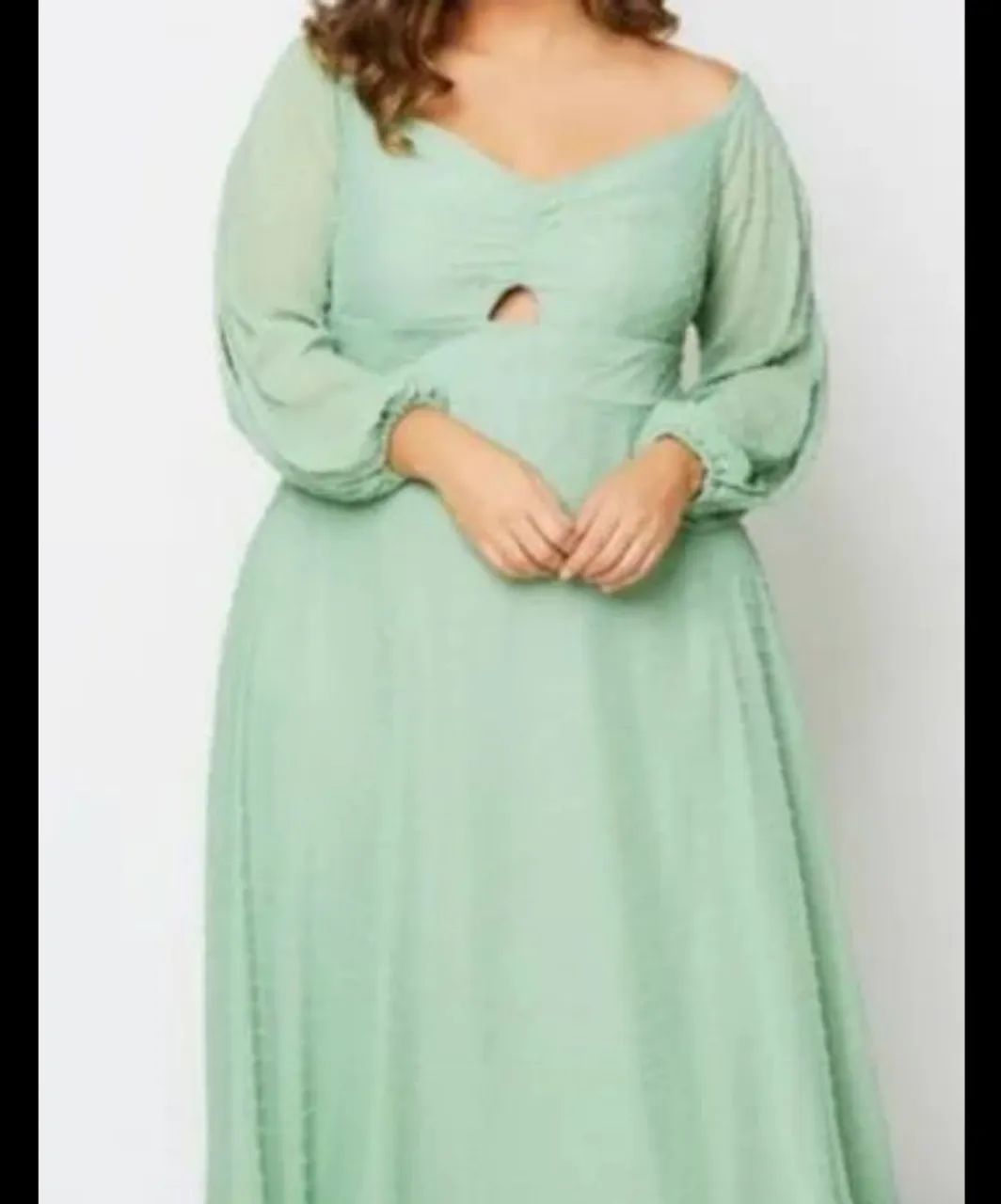 Vestido Longo Verde com Detalhe em Poá - Foto 2