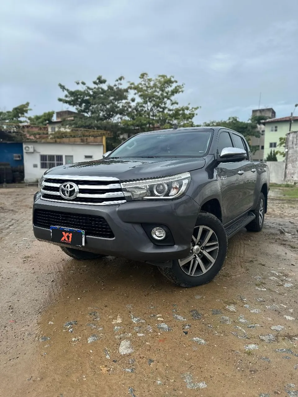 TOYOTA HILUX 2018 Usados e Novos