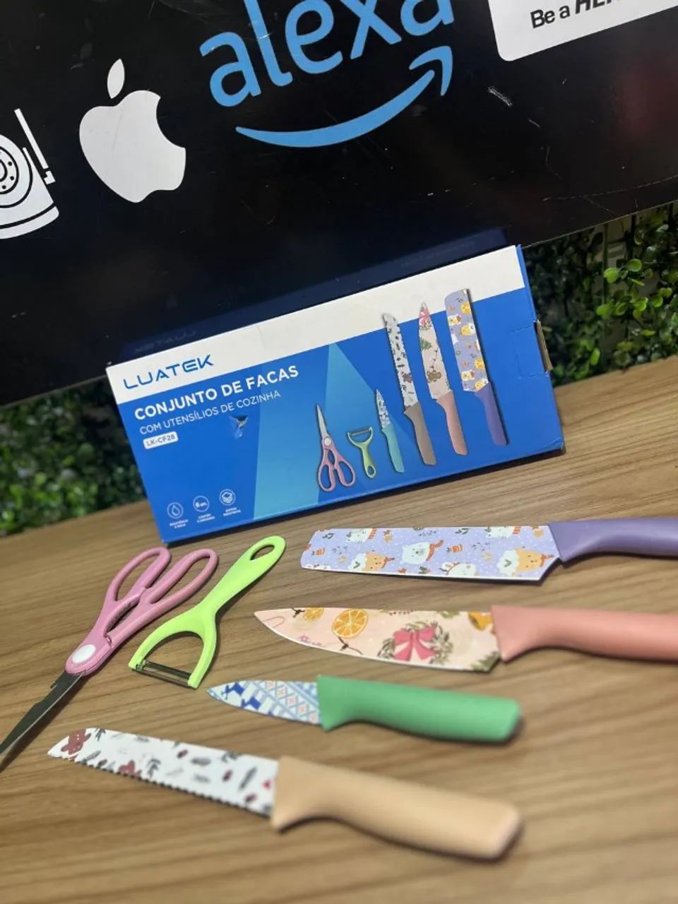 Conjunto de Facas e Utensílios para Cozinha LUATEK LK-CF28