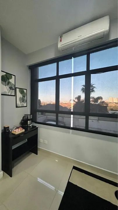 Mesa de Escritório com Armário e cortina - Foto 3