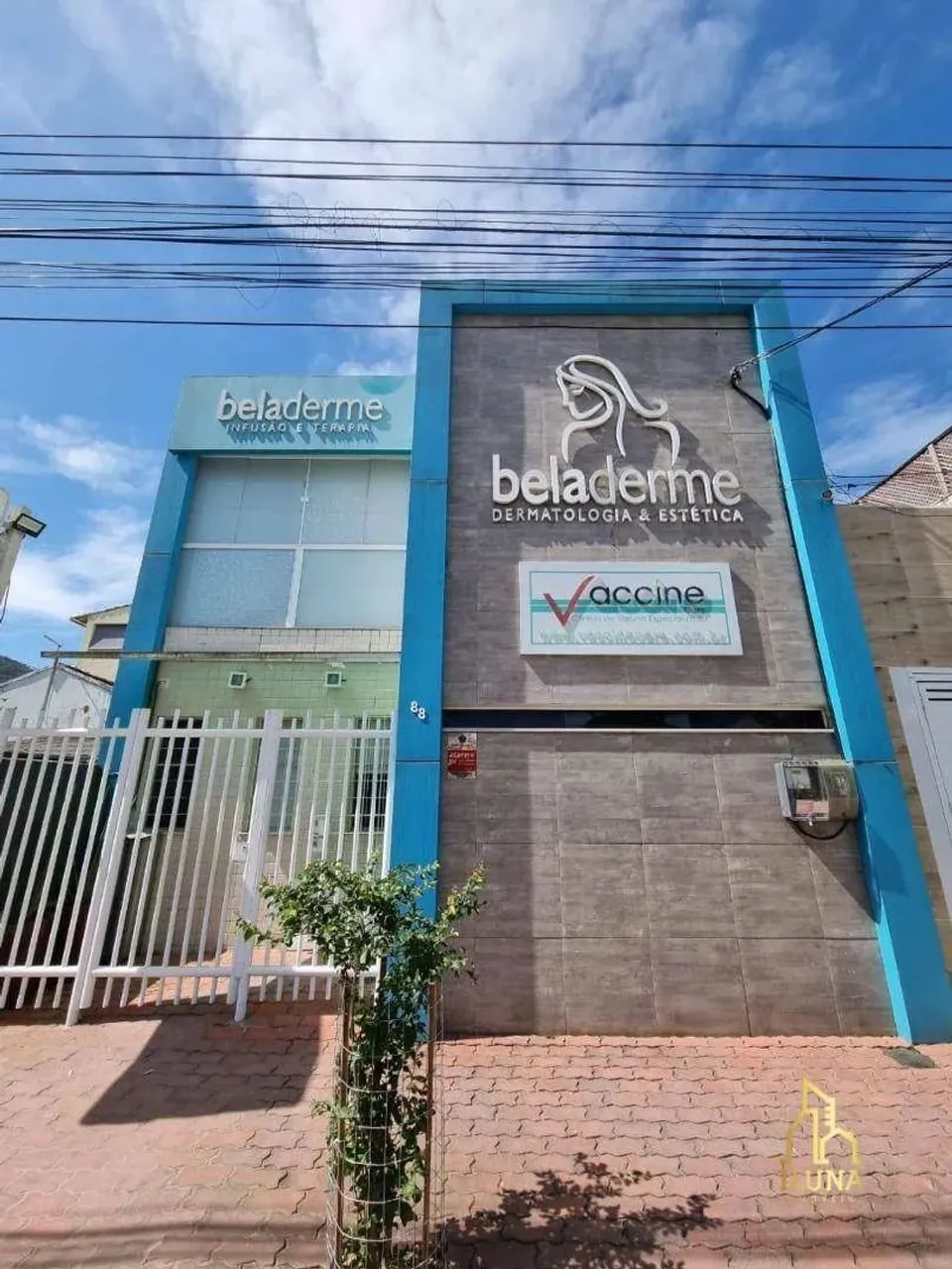 Prédio à venda, 199 m² por R$ 950.000,00 - Centro - Rio Bonito/RJ