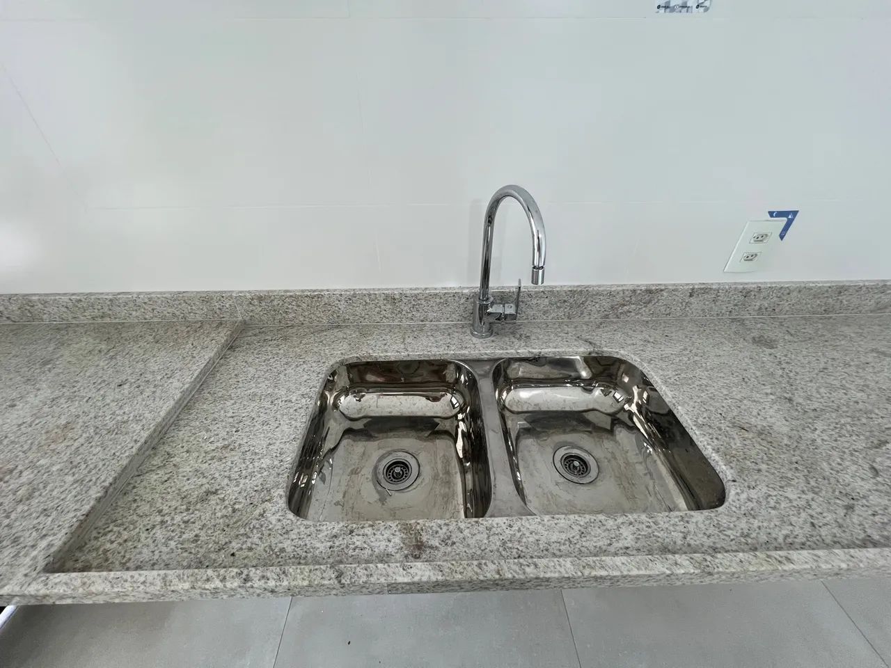 Pia em granito para cozinha - NOVA - Foto 6