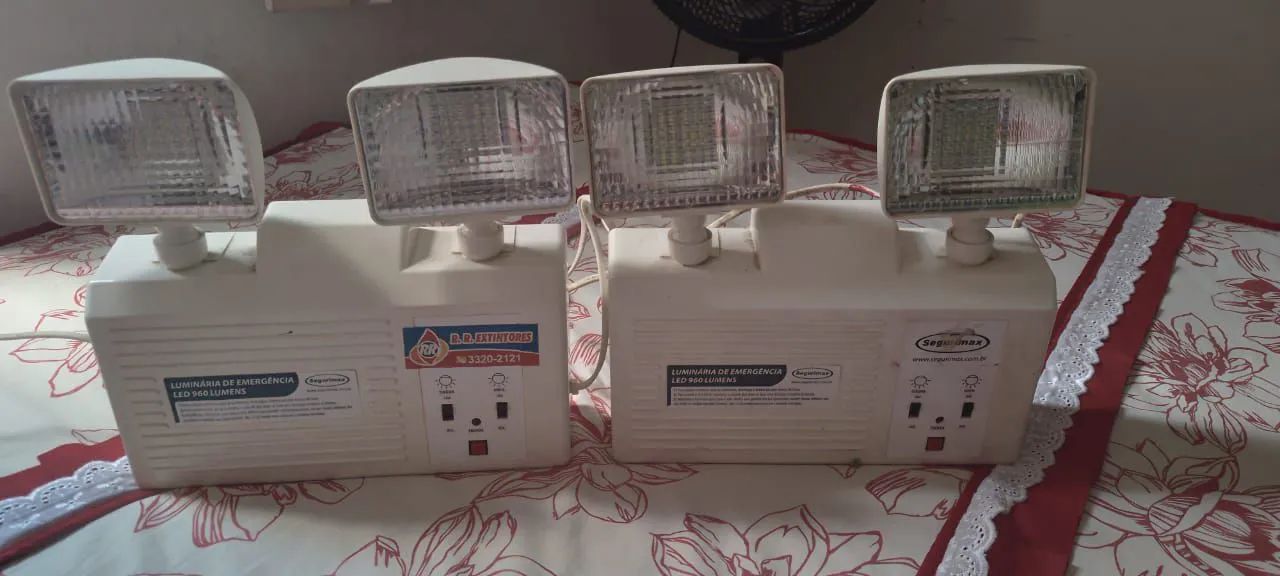 Luminária de Emergência LED 960 Lumens Segullmax - Foto 2