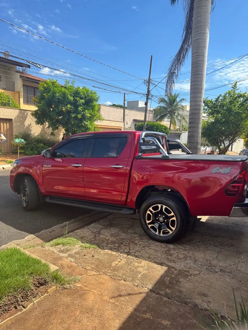 HILUX SRV 4x4 DIESEL 22/23 - BLINDADA - só 22 Mil KM - Foto 2