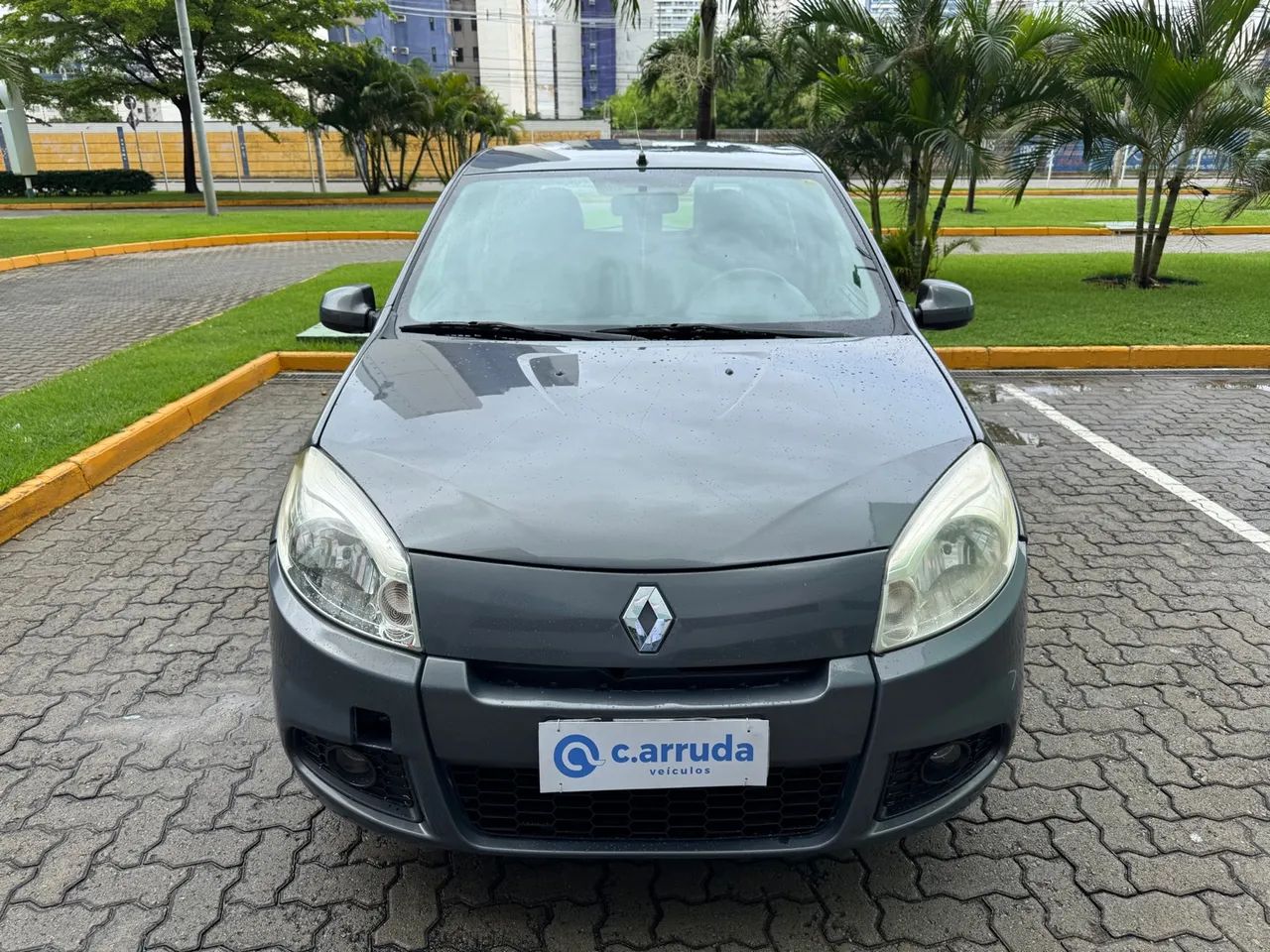 Renault Sandero 2013