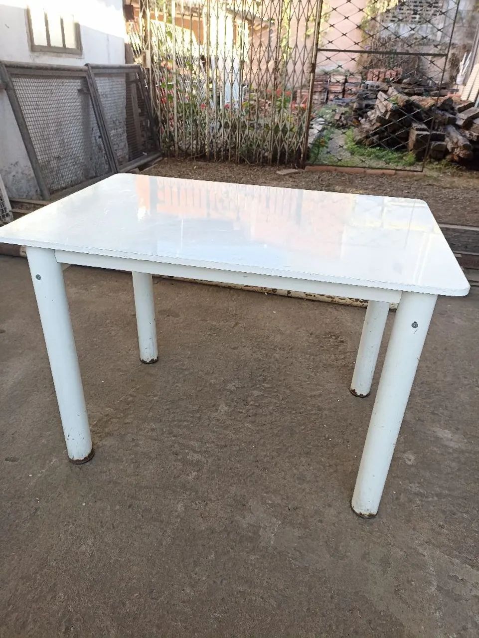 Mesa de pedra laqueada64231833373953121