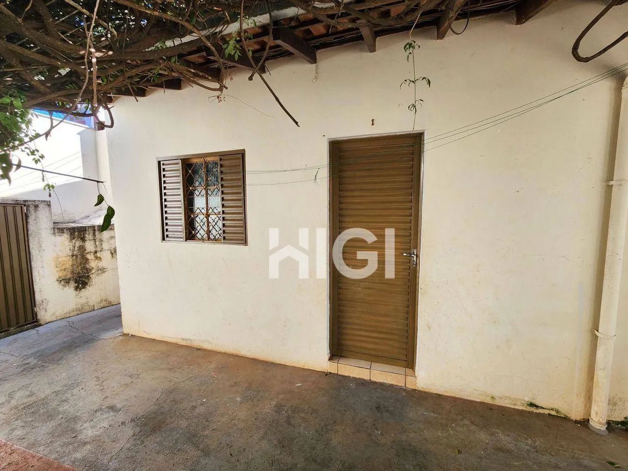 Quitinete térrea s/ mobília c/ 1 quartos, 12 m² - R. Humaitá, 158 - Jd. Higienópolis