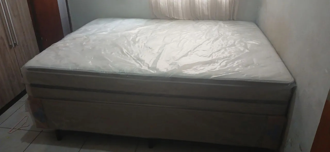 Venho se uma Geladeira e uma Cama Queen 2 mês uso na garantia