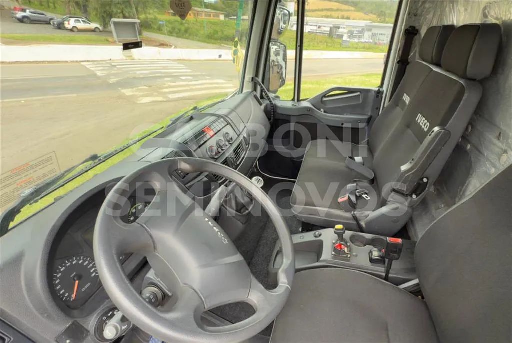 IVECO TECTOR 11-190 2022/2023 - Foto 10