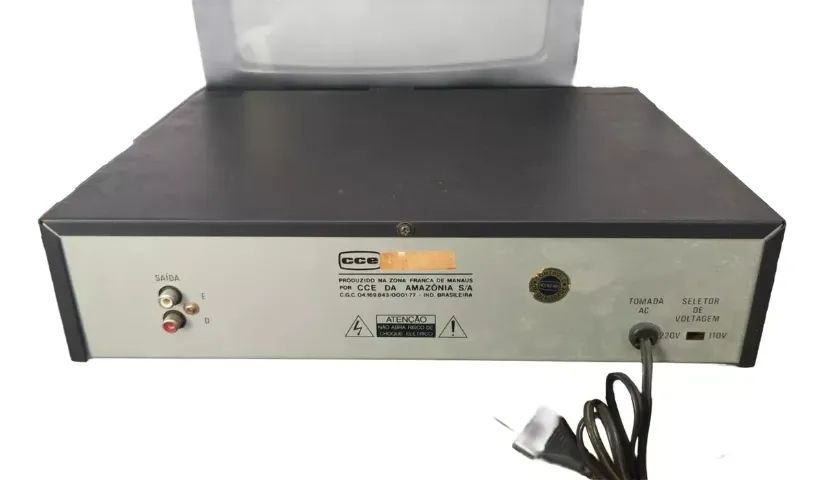 Cd Player Cce Lx-10 Perfeito Funcionamento Sem Controle #av (Usado) - Foto 2