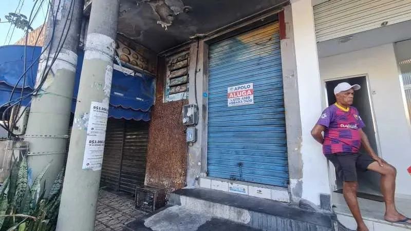 Barro Vermelho - Rua Dr. Getulio Vargas - 15 Loja 01 - R 800,00