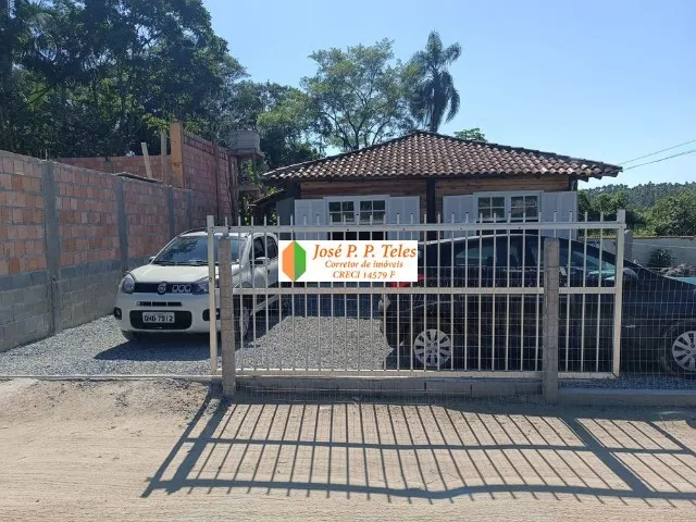 Casa bem localizada Estrada Geral Sertão do Trombudo Itapema SC