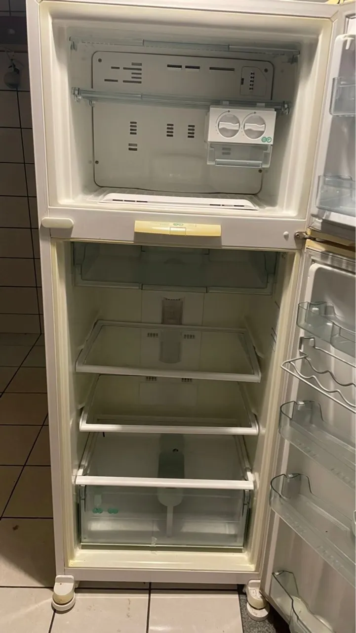 Geladeira Frost free