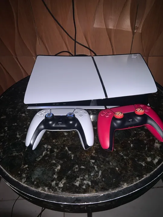 VENDO PS5 SLIN COM 2 MESES DE USO!