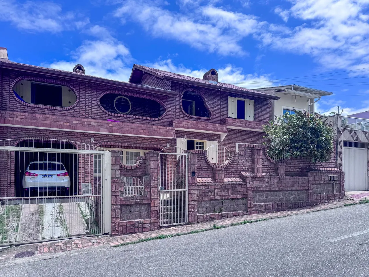 FLORIANóPOLIS - Casa Padrão - Coqueiros