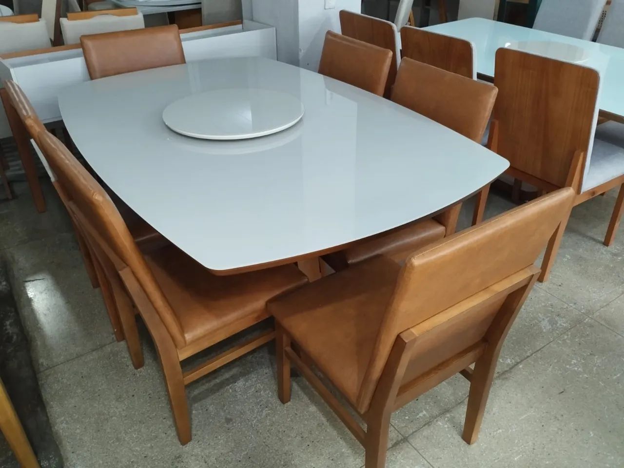 Mesa de Jantar madeira  com Tampo laca  - Foto 2