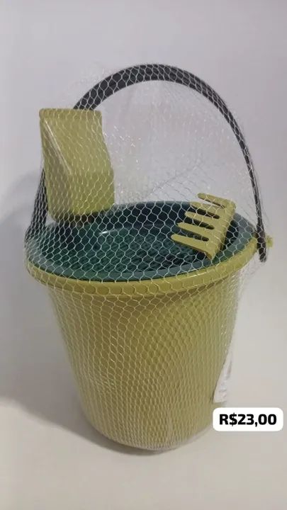 Conjunto de Brinquedos de Praia - Balde, Pá e Rastelo - Foto 4