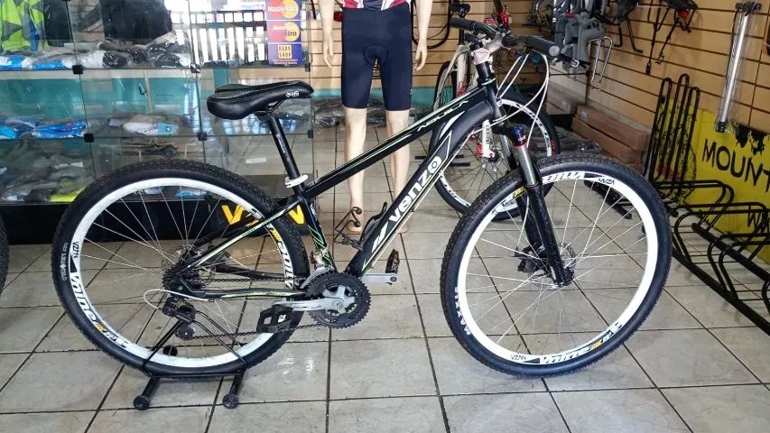 Bicicleta Aro 29 Venzo 21 velocidades Freio a disco Tamanho 15" Usada