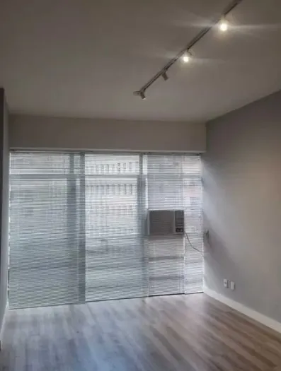 Sala comercial centro de niteroi na Av Amaral Peixoto - Direto com o proprietário
