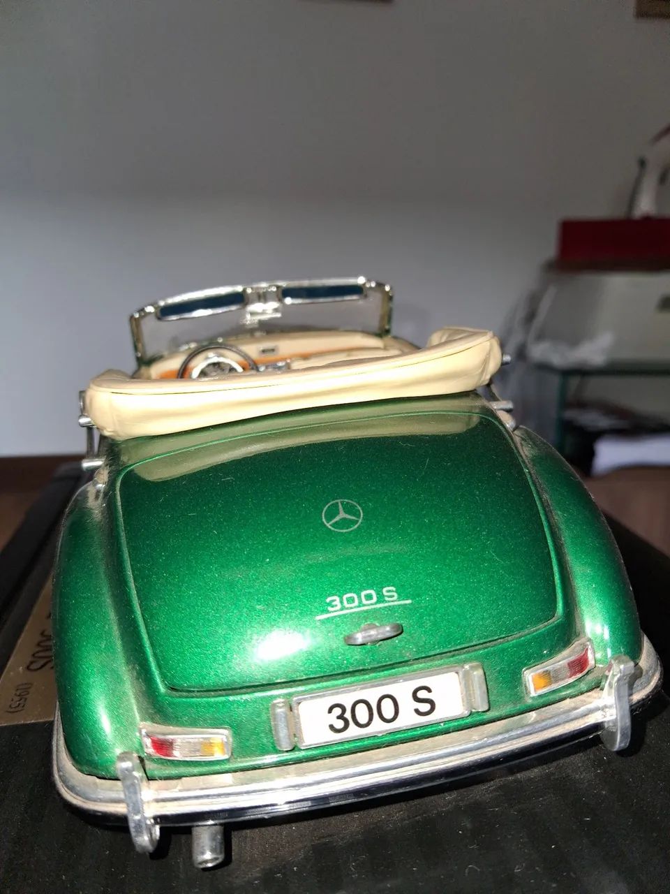 Mercedes-Benz 300S 1955 1/18 Maisto - Hobbies e coleções