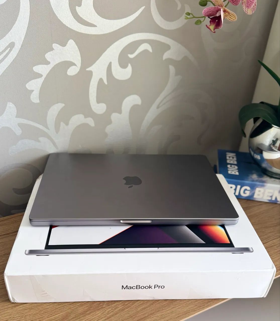 MacBook本体 MacBook Pro 2021 16GB 512SSD M1 Apple notebook MacBook Pro (de 16 polegadas, Processador M1 Pro da