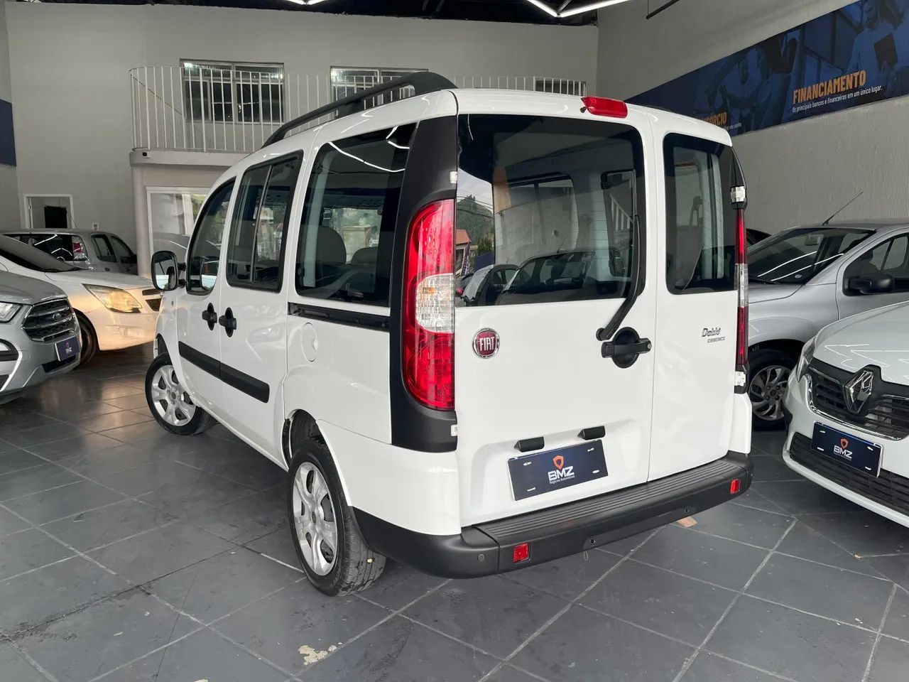 Fiat Doblo 2021 1.8 mpi essence 7l 16v flex 4p manual - Foto 4