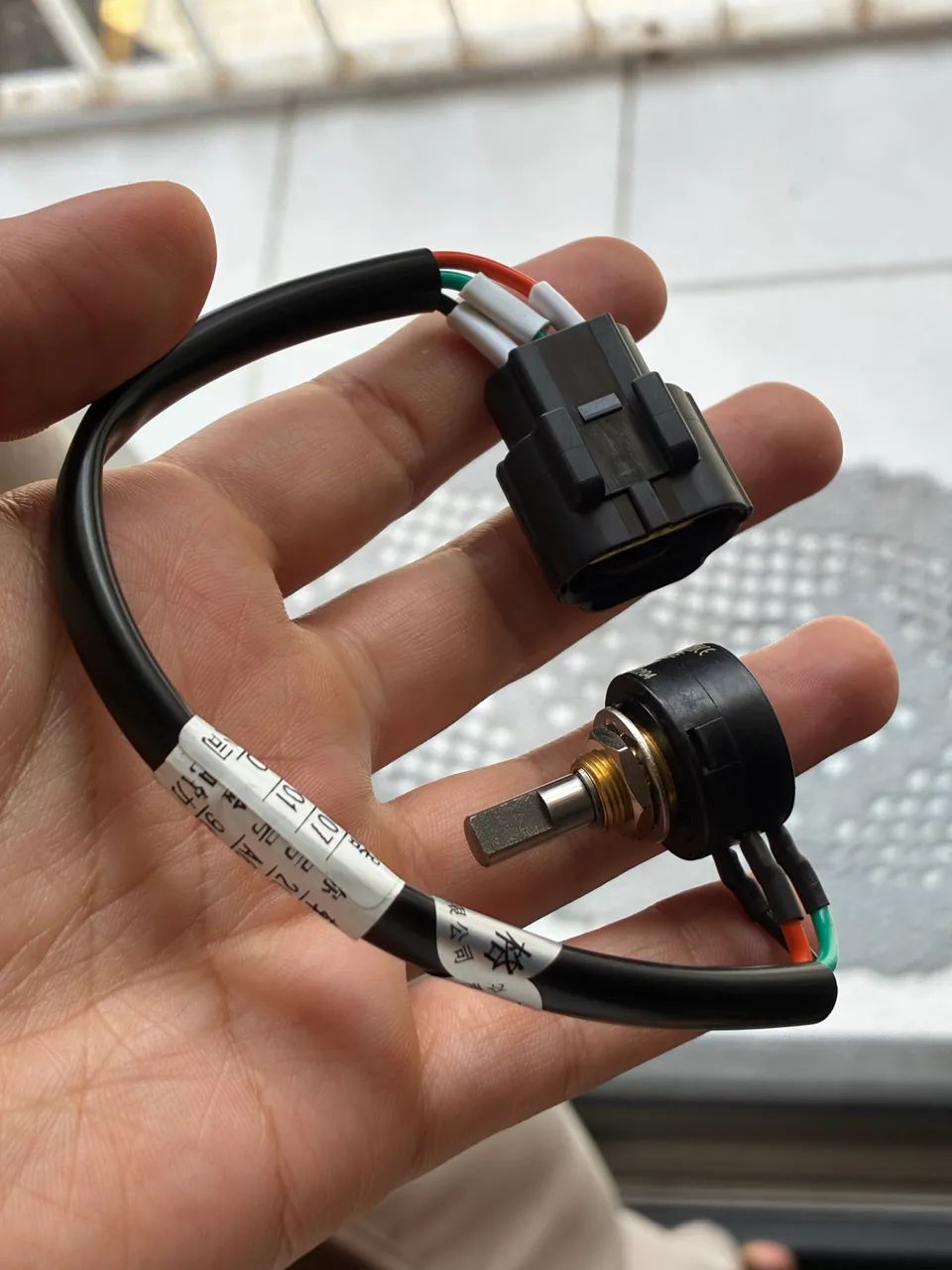  Potenciômetro rotativo automotivo 