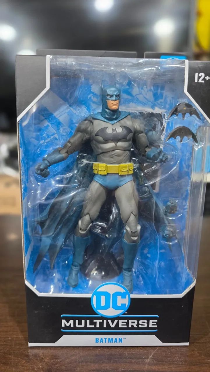 Boneco Batman Mcfarlane Toys Hush Multiverse DC