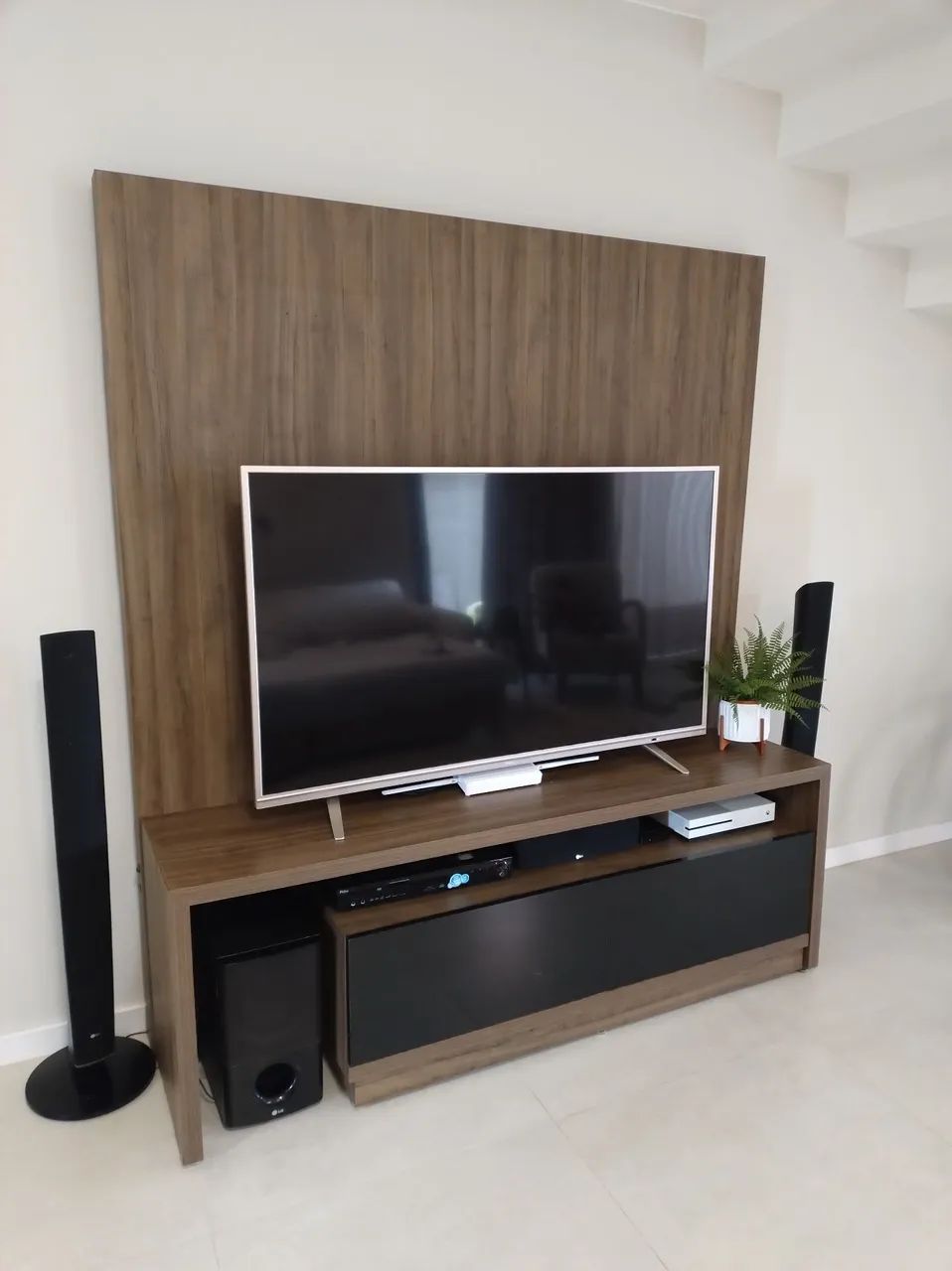 Rack para TV com Painel - Usado  - Foto 5