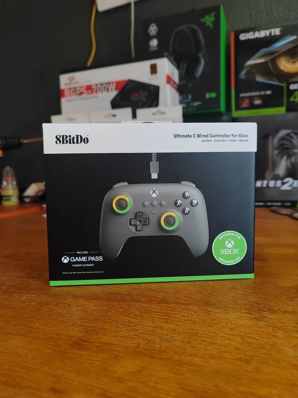 Controle Controle 8BitDo Ultimate C Wired para Xbox e PC- Novo!