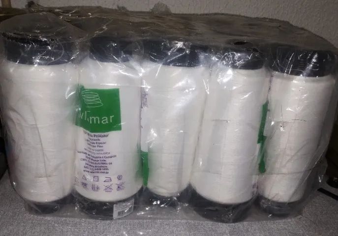 Fio branco para máquina de costura industrial