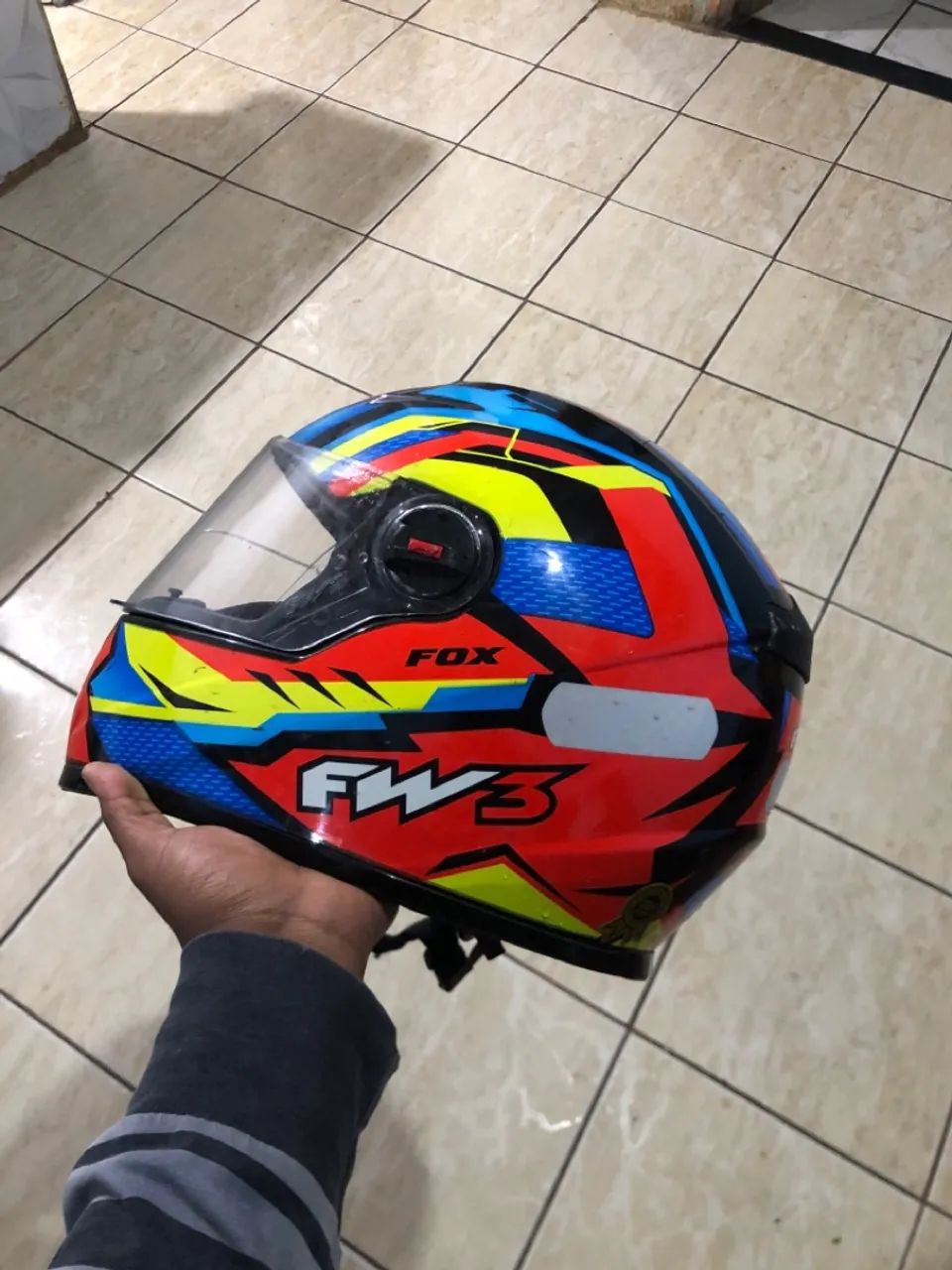 Vendo capacete Fw3- FOX - Foto 3