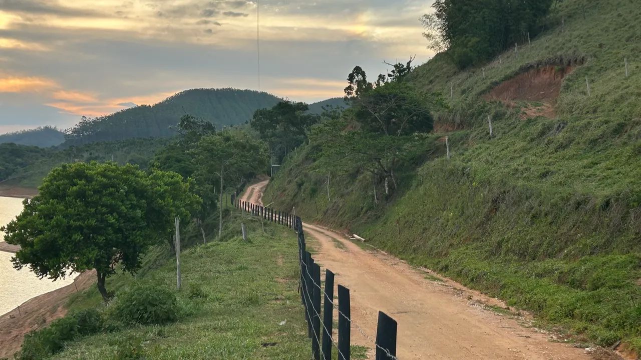 Fazenda Frente da Represa de Paraibuna. - Foto 12