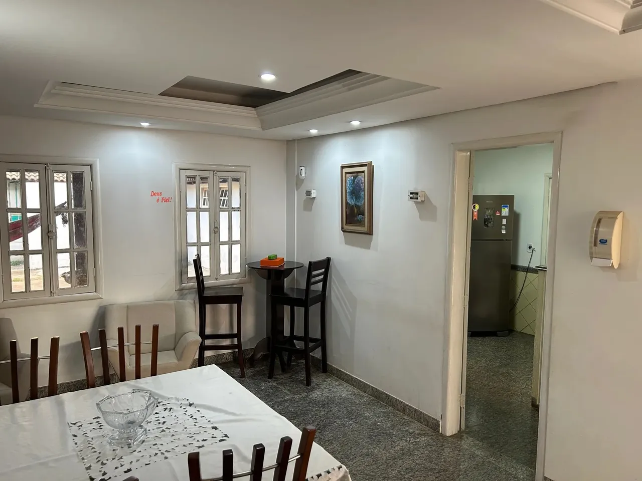 Sobrado para venda com 420 metros quadrados com 4 quartos em Setor Coimbra - Goiânia - GO