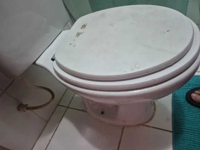 Vasos sanitários com caixa acoplada  - Foto 3