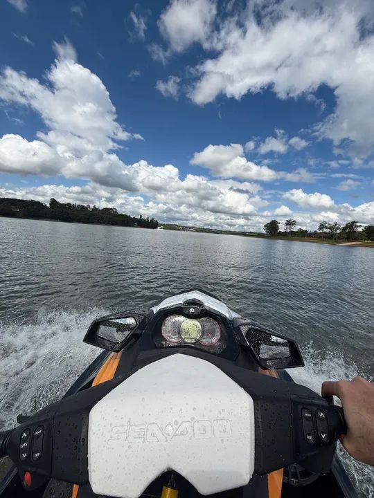 Vendo Jet Ski Seadoo GTR 215 - Foto 3