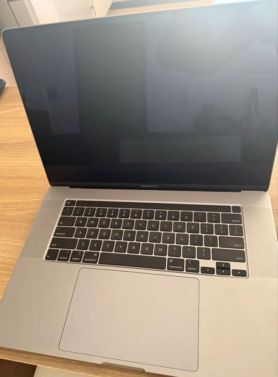 MacBook Pro 2019 16 A2141 i7 16gb 512gb (com defeito na placa