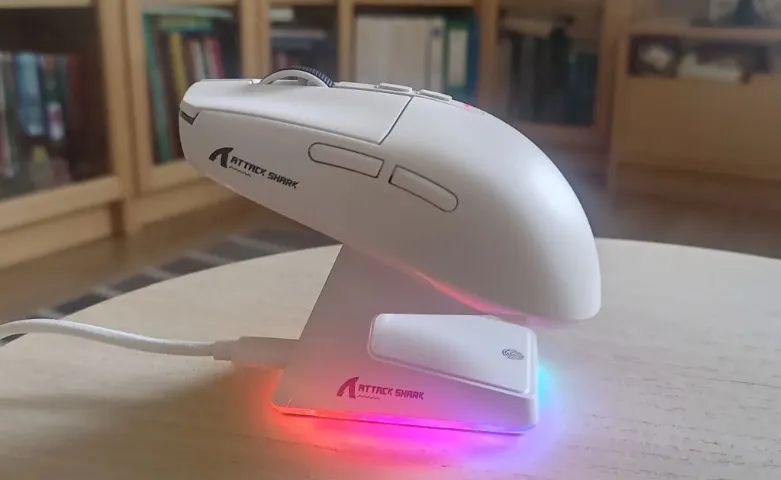 Mouse Gamer Bluetooth 2.4g Attack Shark X6 Com Dock - Foto 2