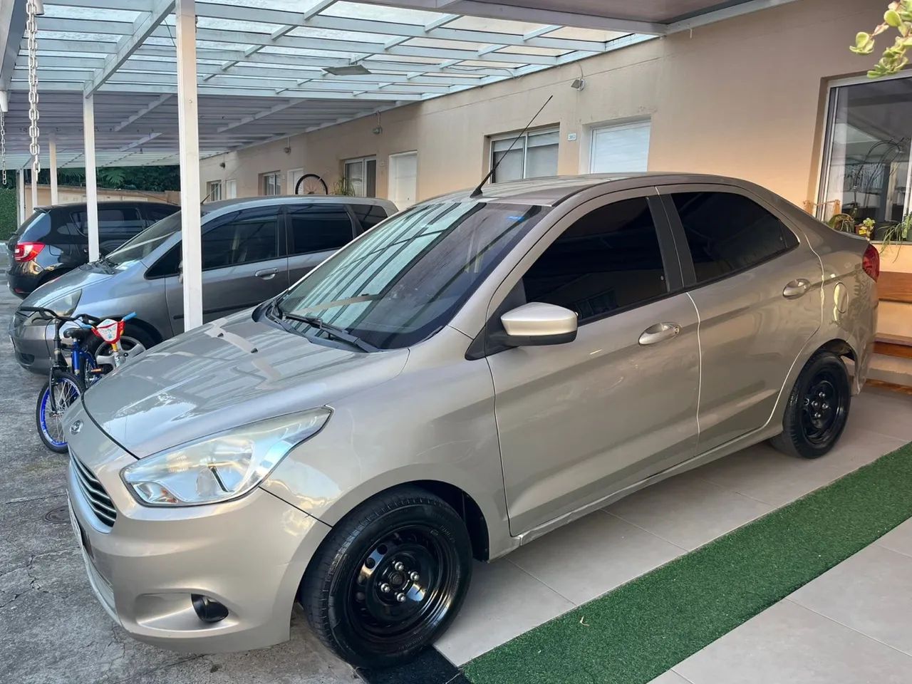 Ford Ka sedan 