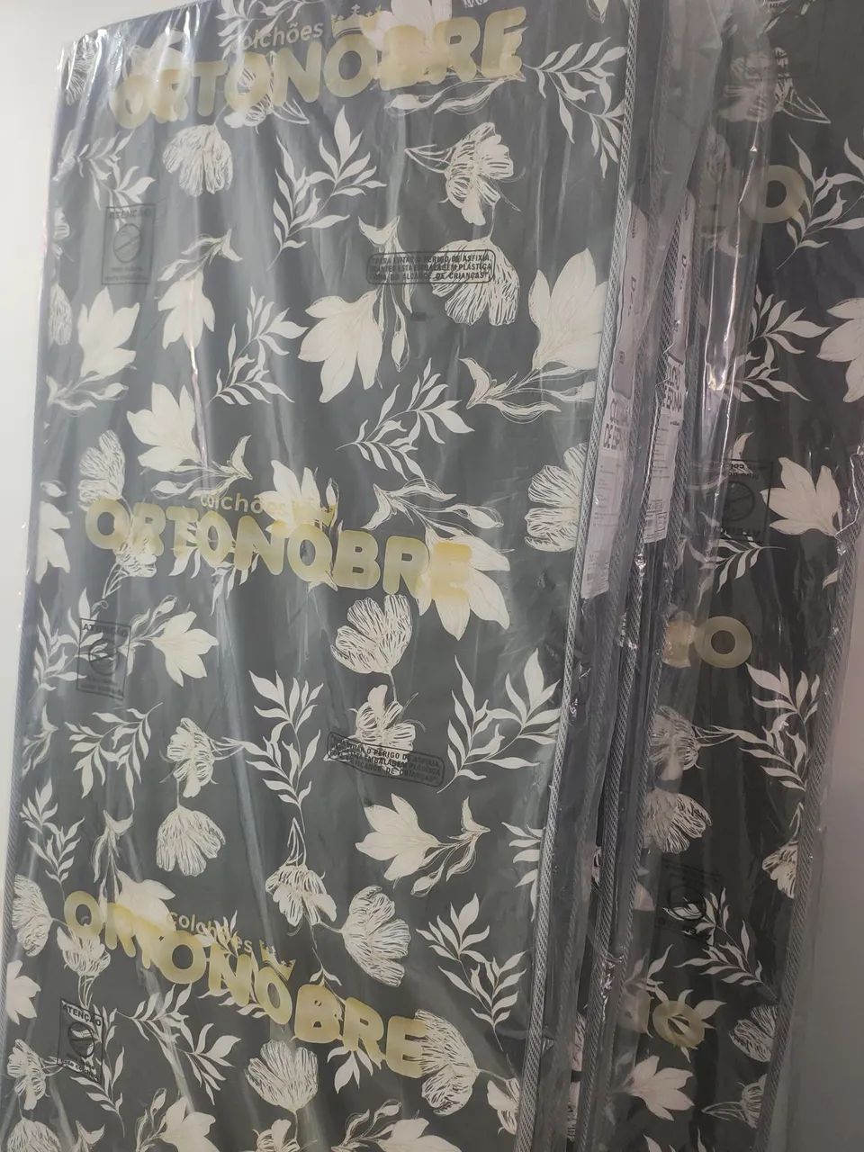 Colchões de solteiro da ortonobre D20