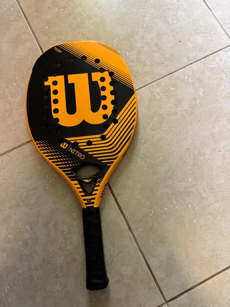 Raquete de Beach Tennis Wilson Nitro Team