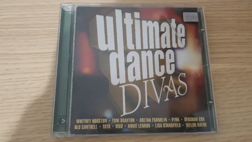 CD música Ultimate Dance Divas