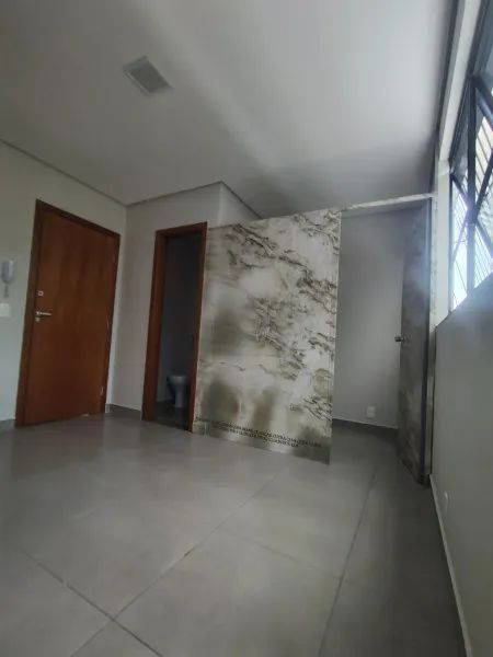 Sala comercial de 14m2, proximo a todo tipo de comercio, Bairro Paulo VI - Foto 2