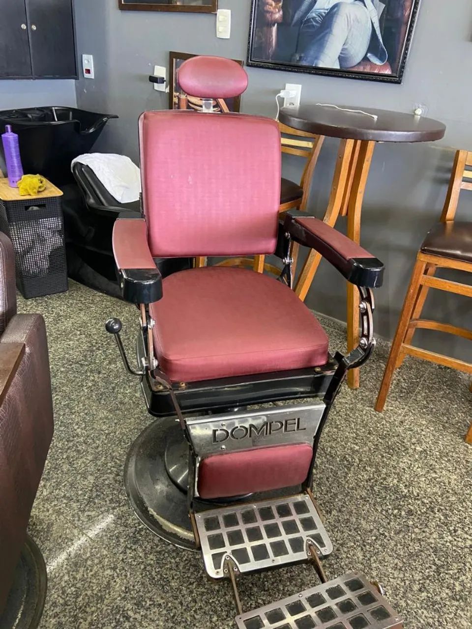 Barber or beauty salon chair.